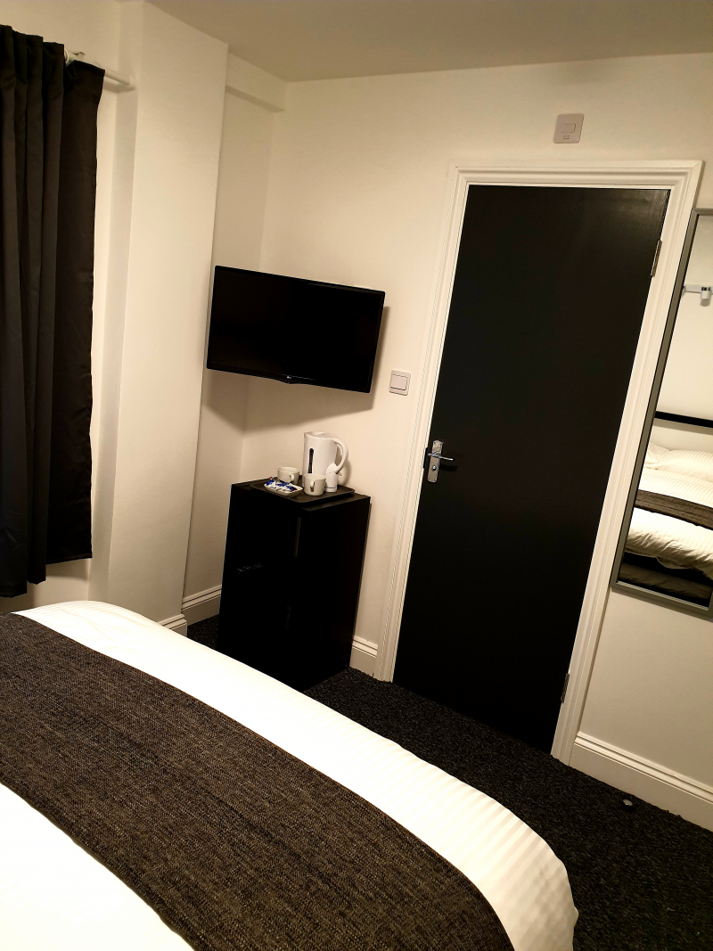Wanstead Hotel photograph 2
