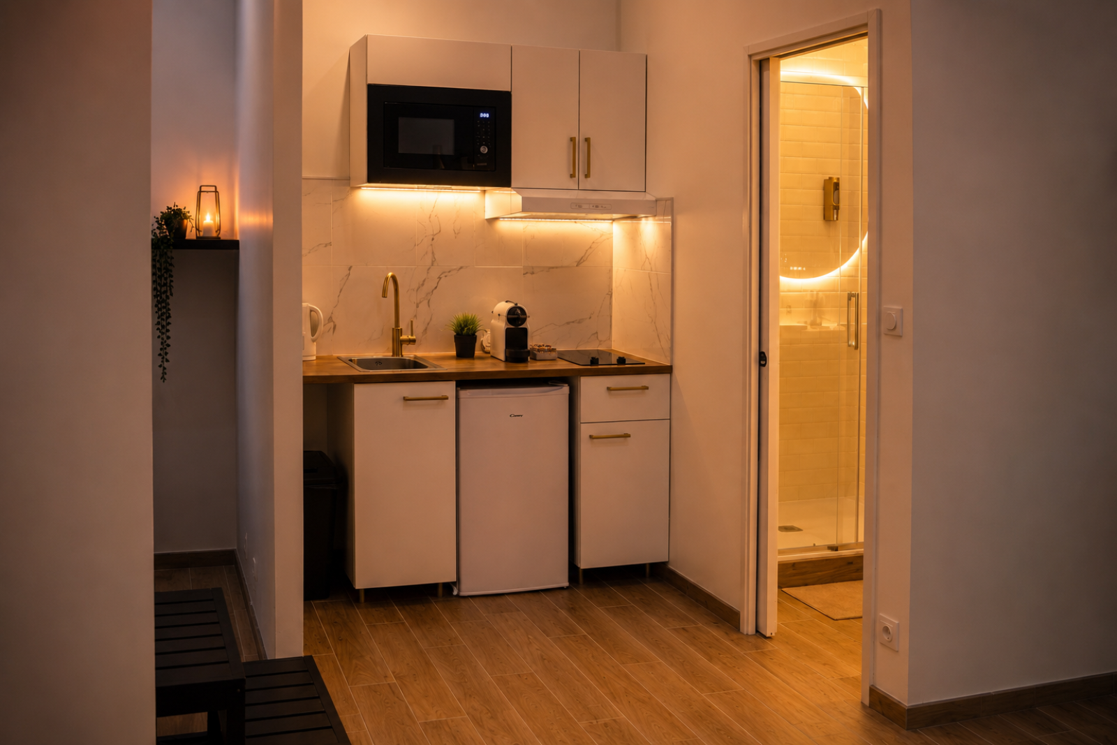 Suite Romantic Chic à Rouen — décoration tendre et cosy
