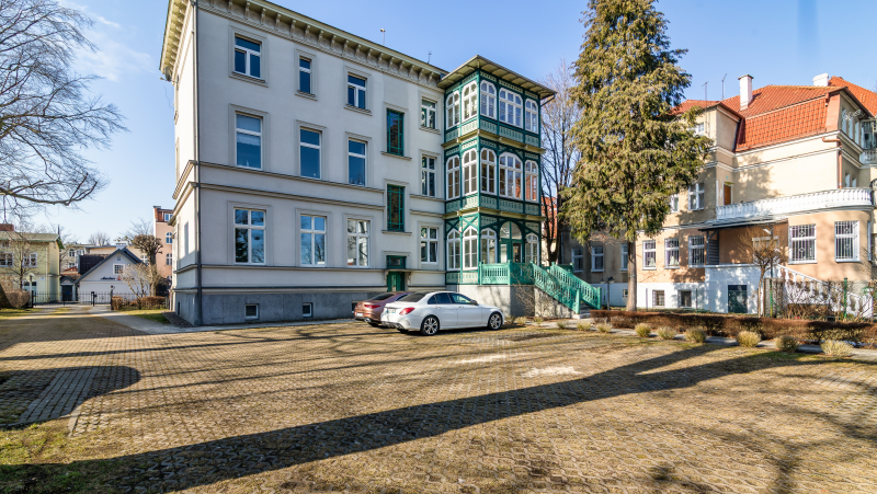 Gallery Image 11