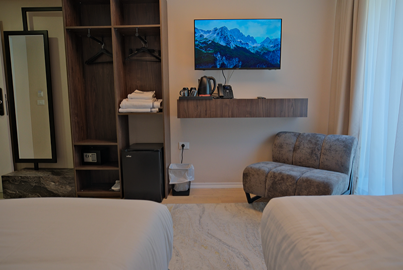 picture 1