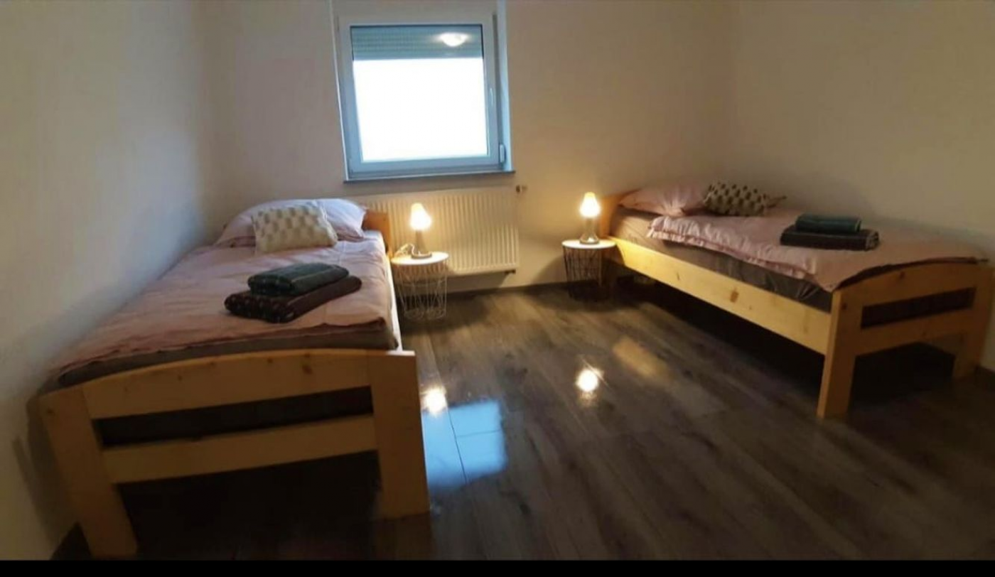 picture 1